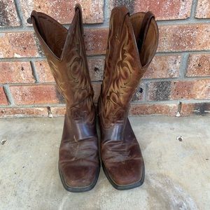 Justin cowboy boots